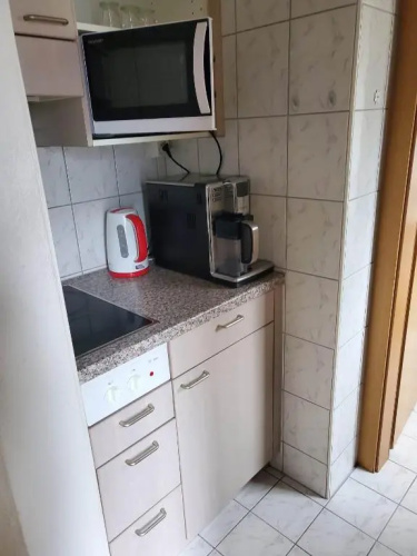 Large studio apartment on the Promenade