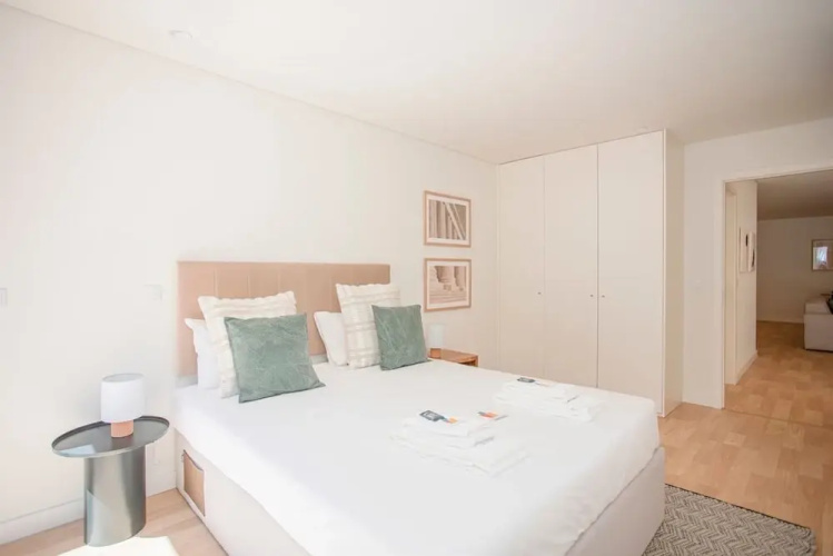 Liiiving In Porto - City Design Apartment C - Porto