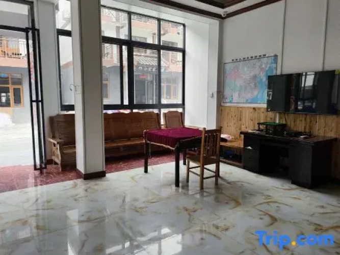 Zehui Homestay