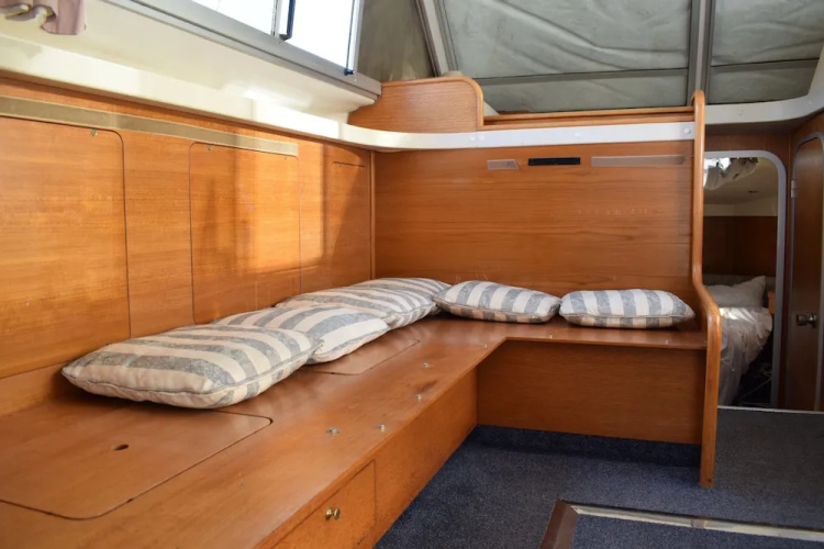 1 Bedroom Princess Live-aboard Boat