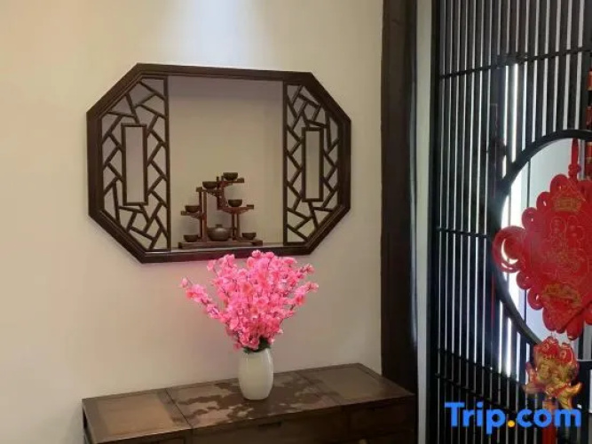 Tongli Cloud House Quadrangle Designer Cinema Hotel