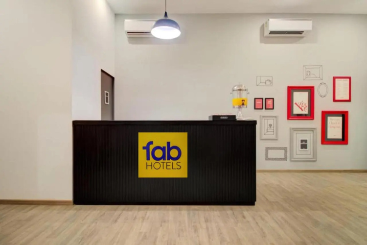 FabHotel Alpha Center