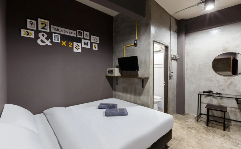 Sleepover Hostel Bangkok