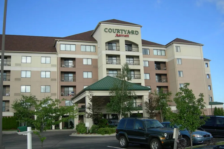 Courtyard Erie Ambassador Conference Center - Erie, PA