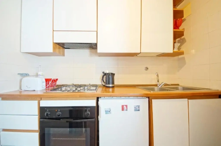 1 Bedroom Apartment