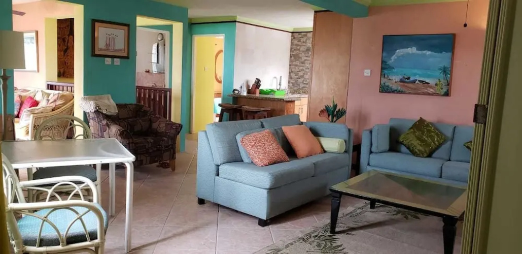 Belle Rive Oceanfront Apartment