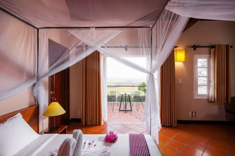 Standard Twin Family room with balcony