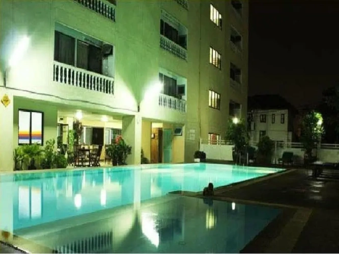 1 Bedroom Suite
