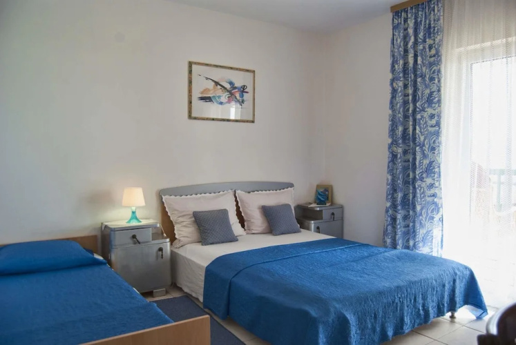 Apartments Zderic