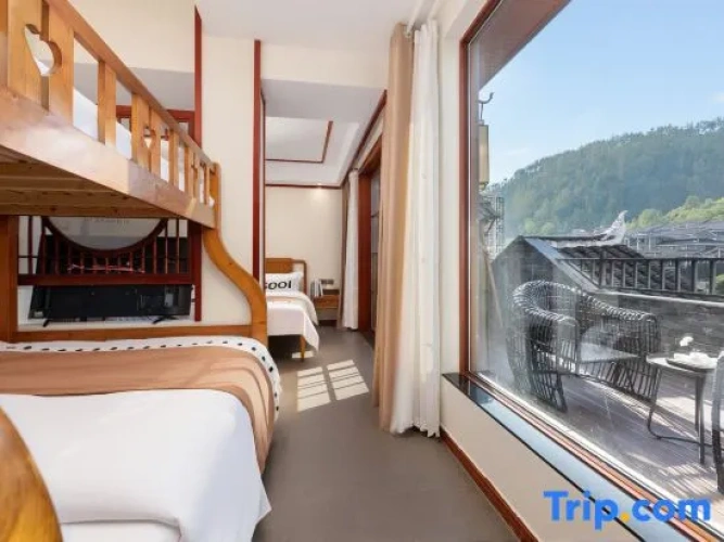 Family Suite with river view