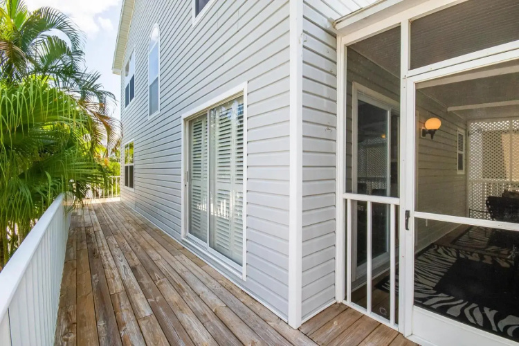 Beach Walk - 6250 Holmes #31