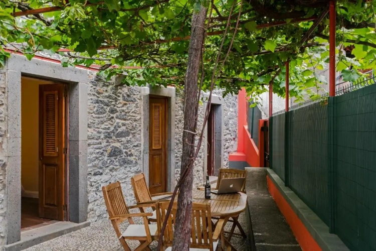 3 Bedrooms Double Cottage