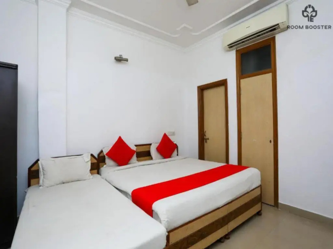 Hotel God Gift