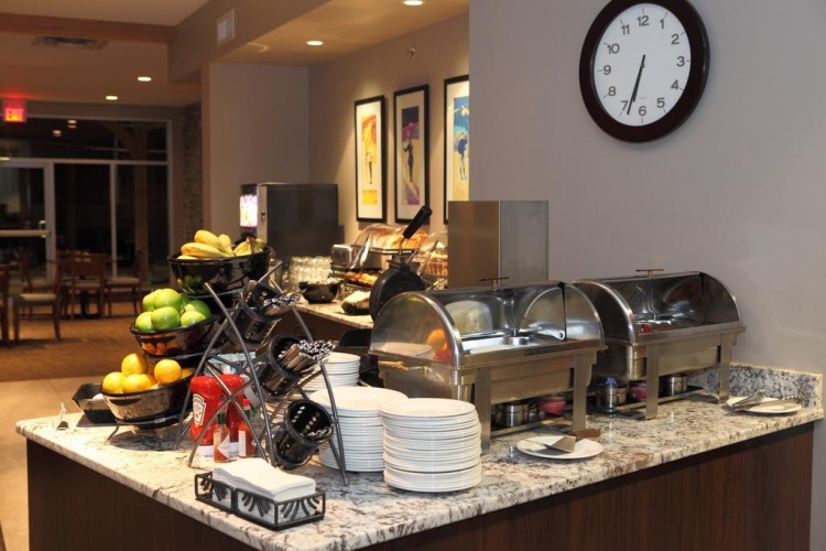 Best Western Plus Revelstoke photo 12