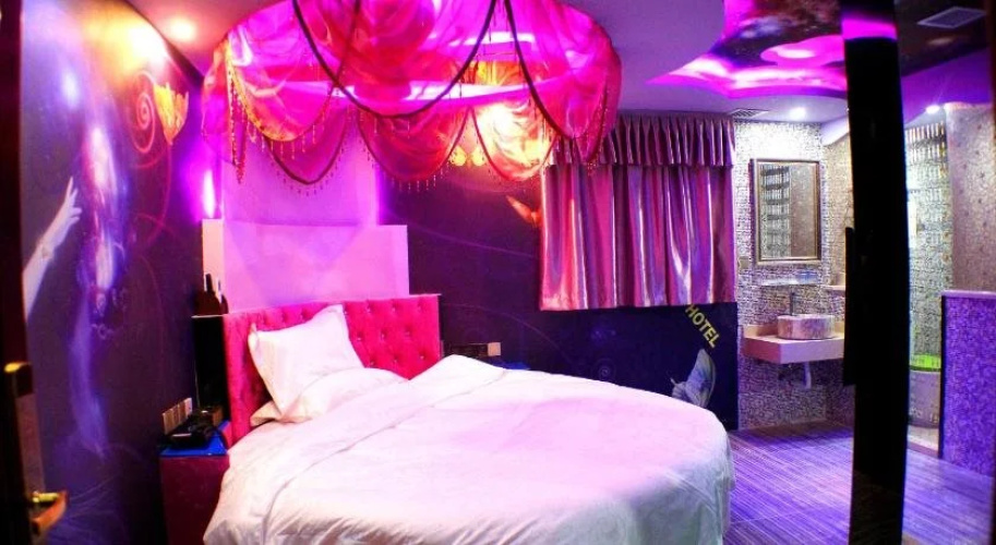 Shanghai Hongting Zhuti Hotel