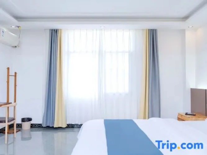 Standard Double room with courtyard view