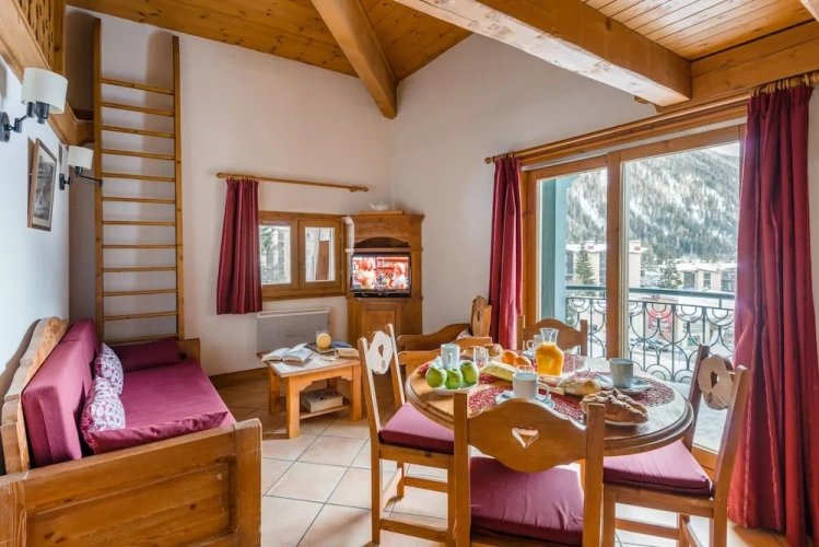 1 Bedroom Apartment with balcony