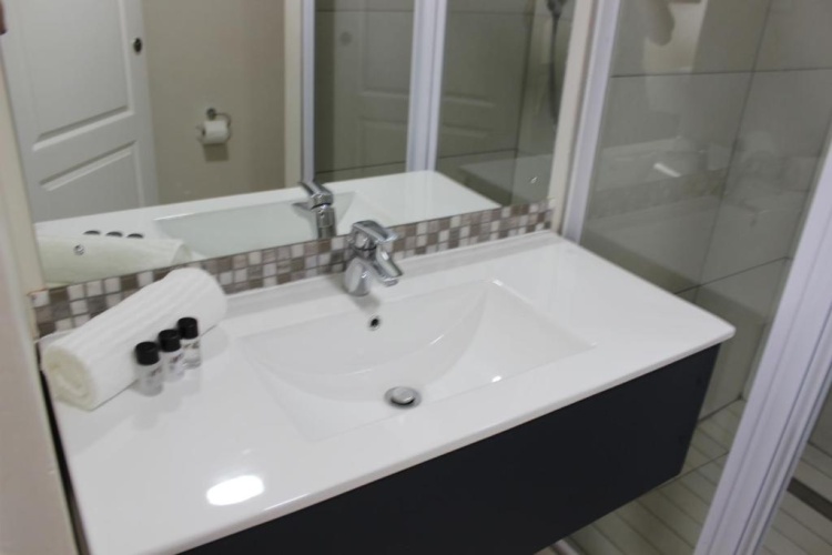 Deluxe Family Suite