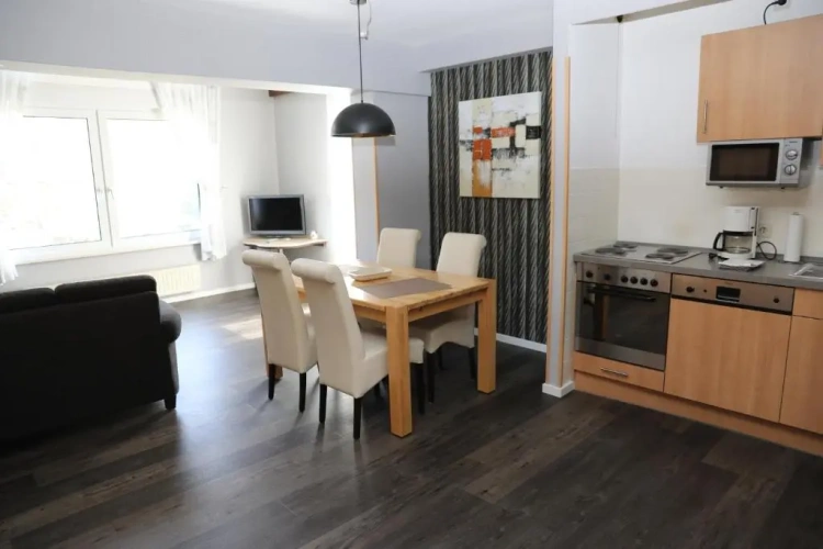 1 Bedroom Apartment