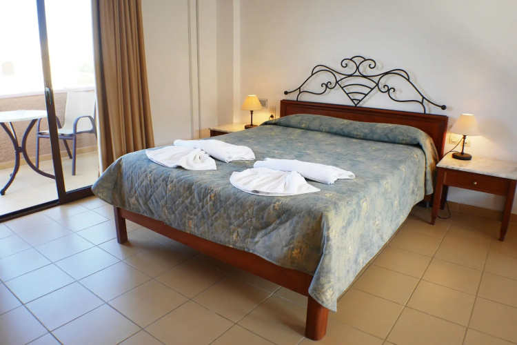 Areti Hotel