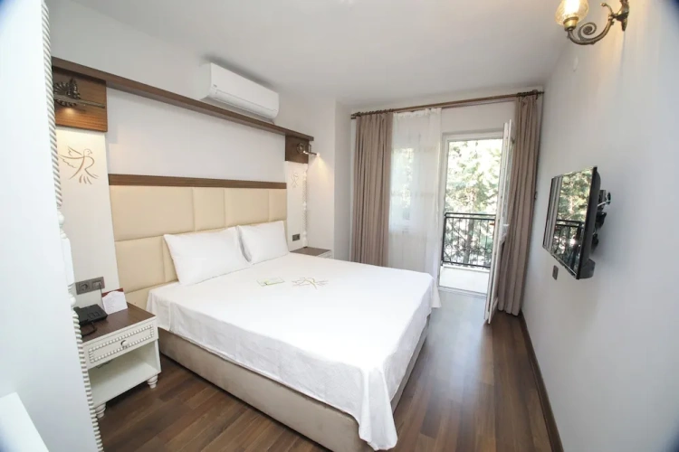 Triple Suite