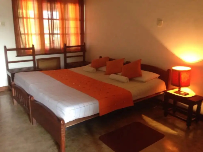 Ivory Inn