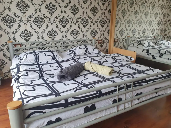 2 rooms unirii