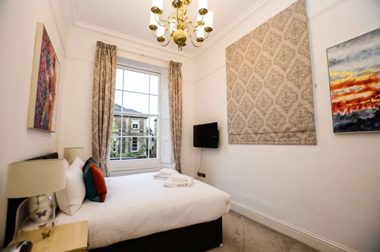 2 Bedrooms Superior Quadruple Apartment