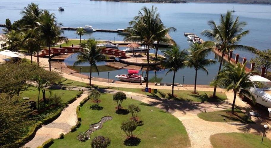 Lake Side Apart Hotel