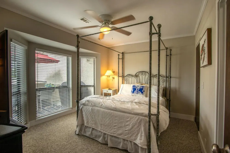 125 Ocean Point