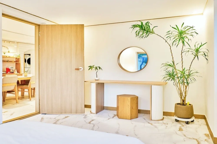 Guest rooms