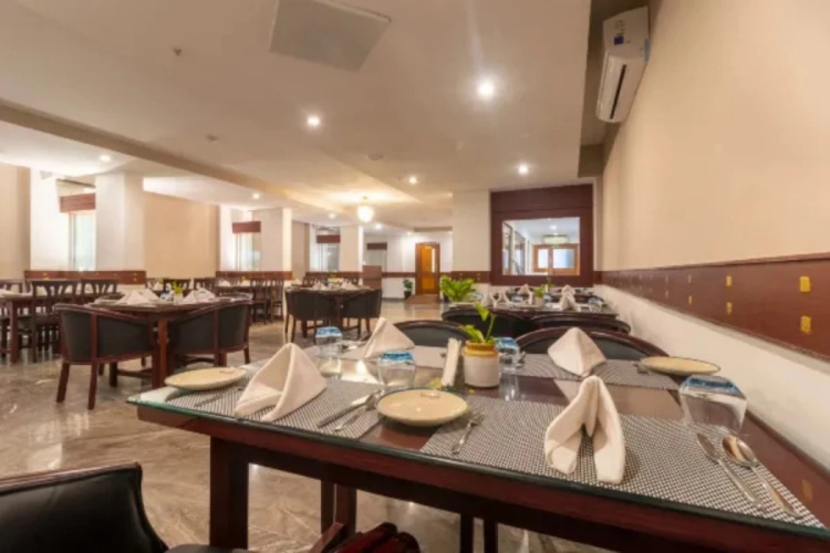 Zip By Spree Hotels Mangala Towers Thrissur