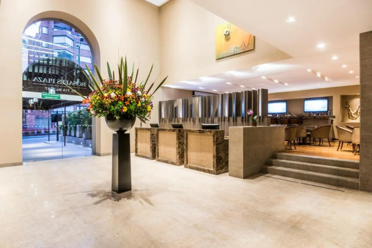Hotel Rosales Plaza