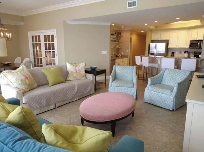 3 Bedrooms Standard room with balcony and beachfront