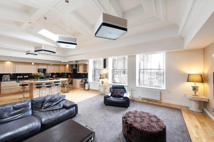 Burnets Apartments Over view