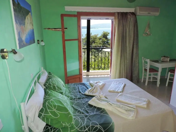 Studio with sea view