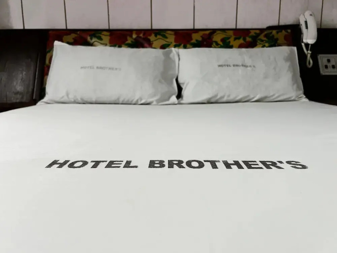 Hotel Brothers