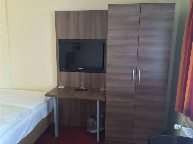 Motel 21