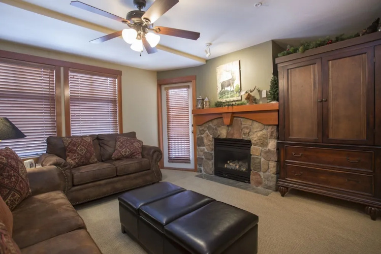 1310 - One Bedroom + Den Standard Eagle Springs West 1 Condo by RedAwning