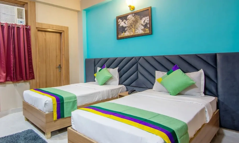 Economy room