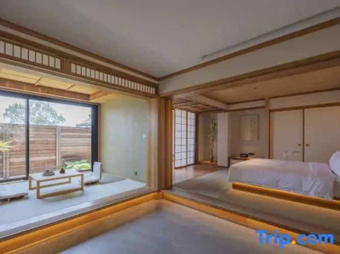2 Bedrooms Family Suite