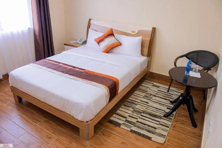 Kiandani Hotel
