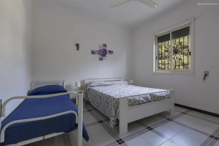 1075 Villa Castiglione