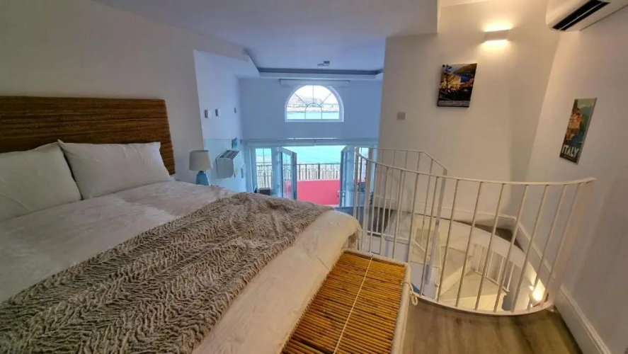 New beachfront duplex - sleeps up to 4