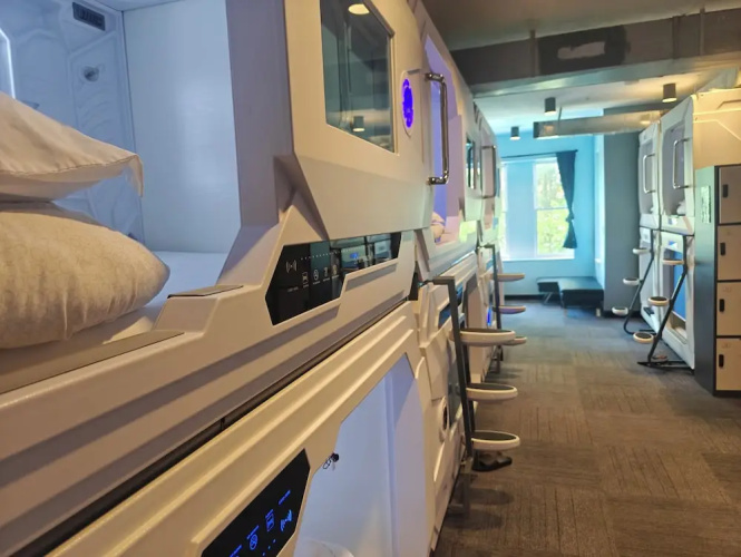 U Street Capsule Hostel