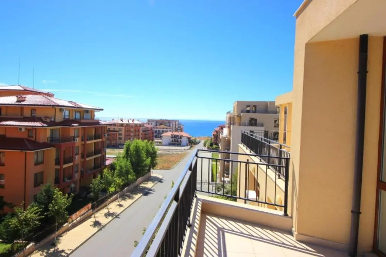 1 Bedroom Apartment with balcony