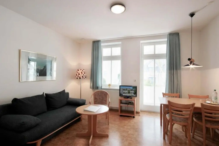 2 Bedrooms Apartment