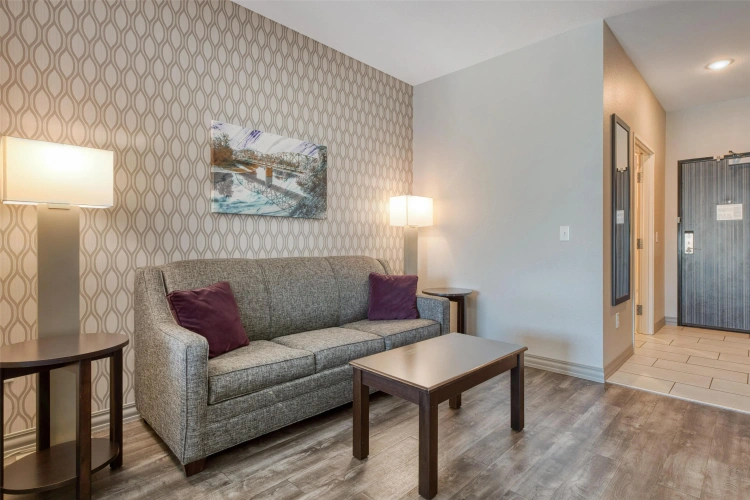 Quadruple Suite