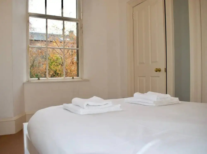 Bright and Spacious New Town Apartment