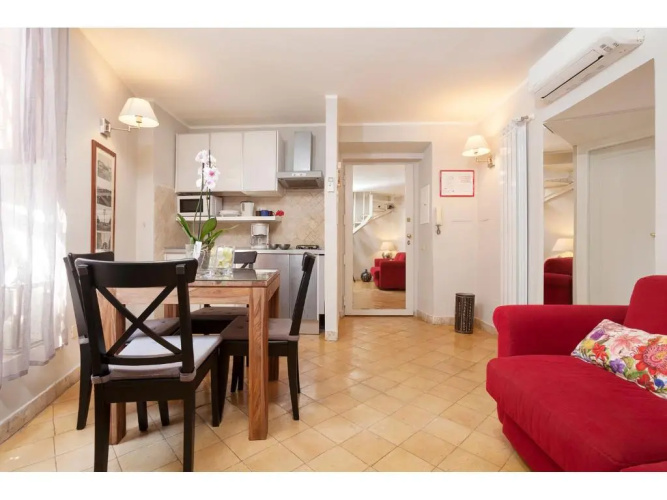 Apartments Via Giulia
